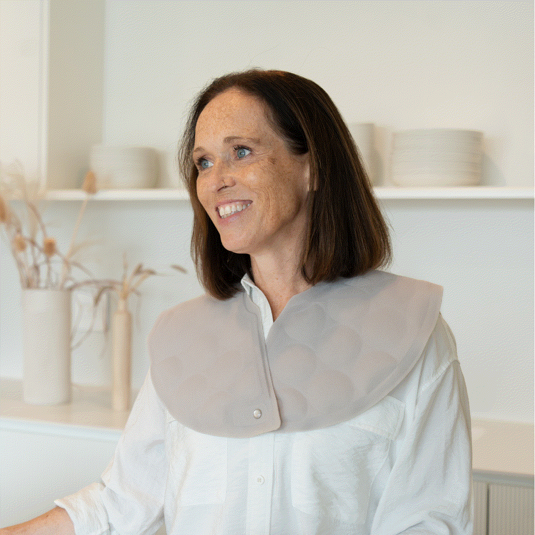 Hot Flash Cape in Mist 